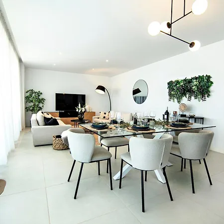 Mara's Higueron West - Mediterranean Style - & Golf - Large Sunny Terrace Apartment Fuengirola